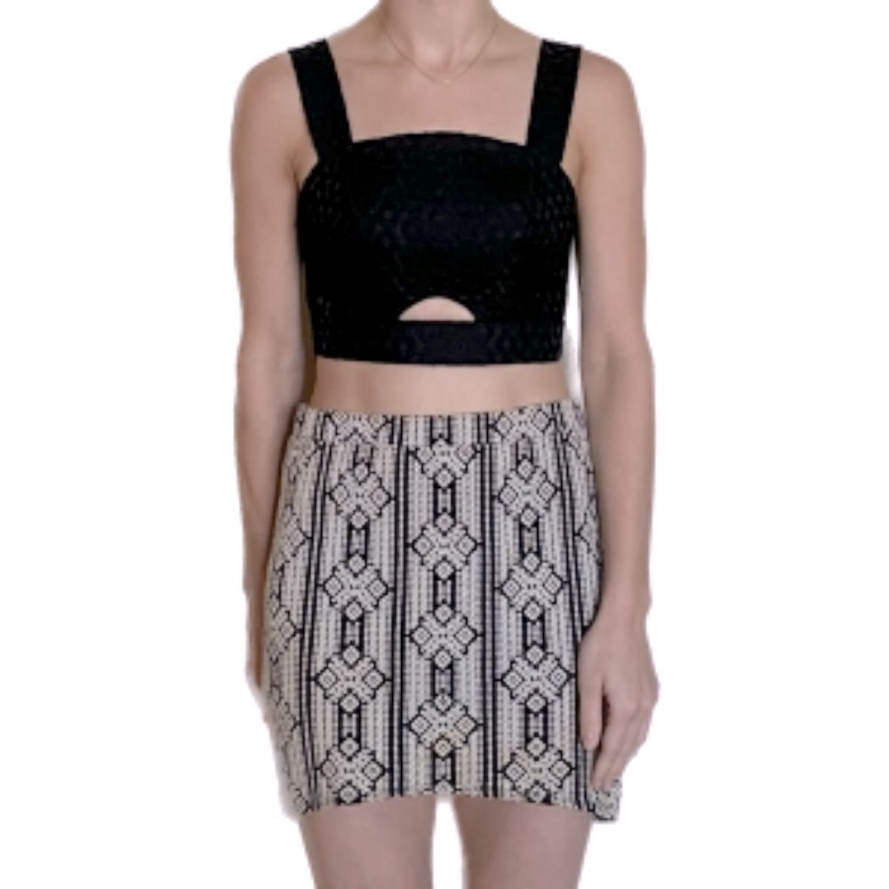Eight Sixty Black & White Patterned Skirt